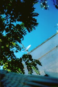 Am Netz der Zeit: Im Internet mit Satellit